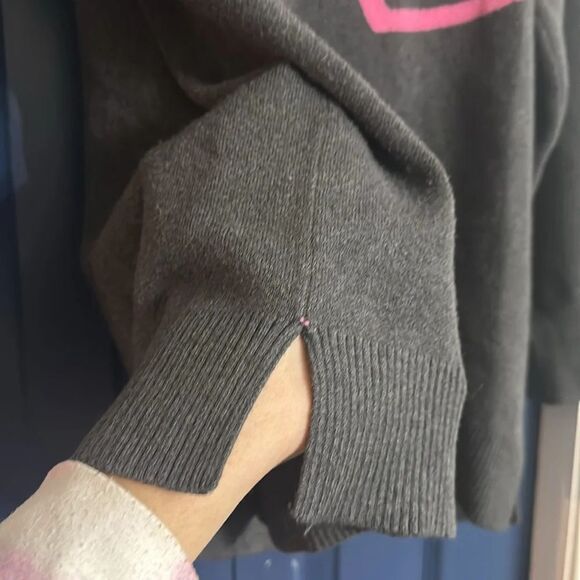 TORRID Breast Cancer Awareness Raglan‎ Hoodie Sweater Size 1 - Picture 5 of 8